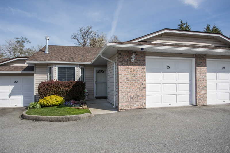 One-level rancher townhouse for sale in Maple Ridge